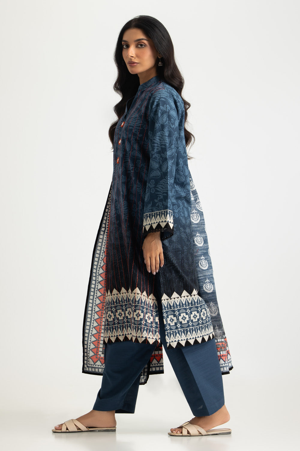 3PC Khaddar Slub Printed Suit