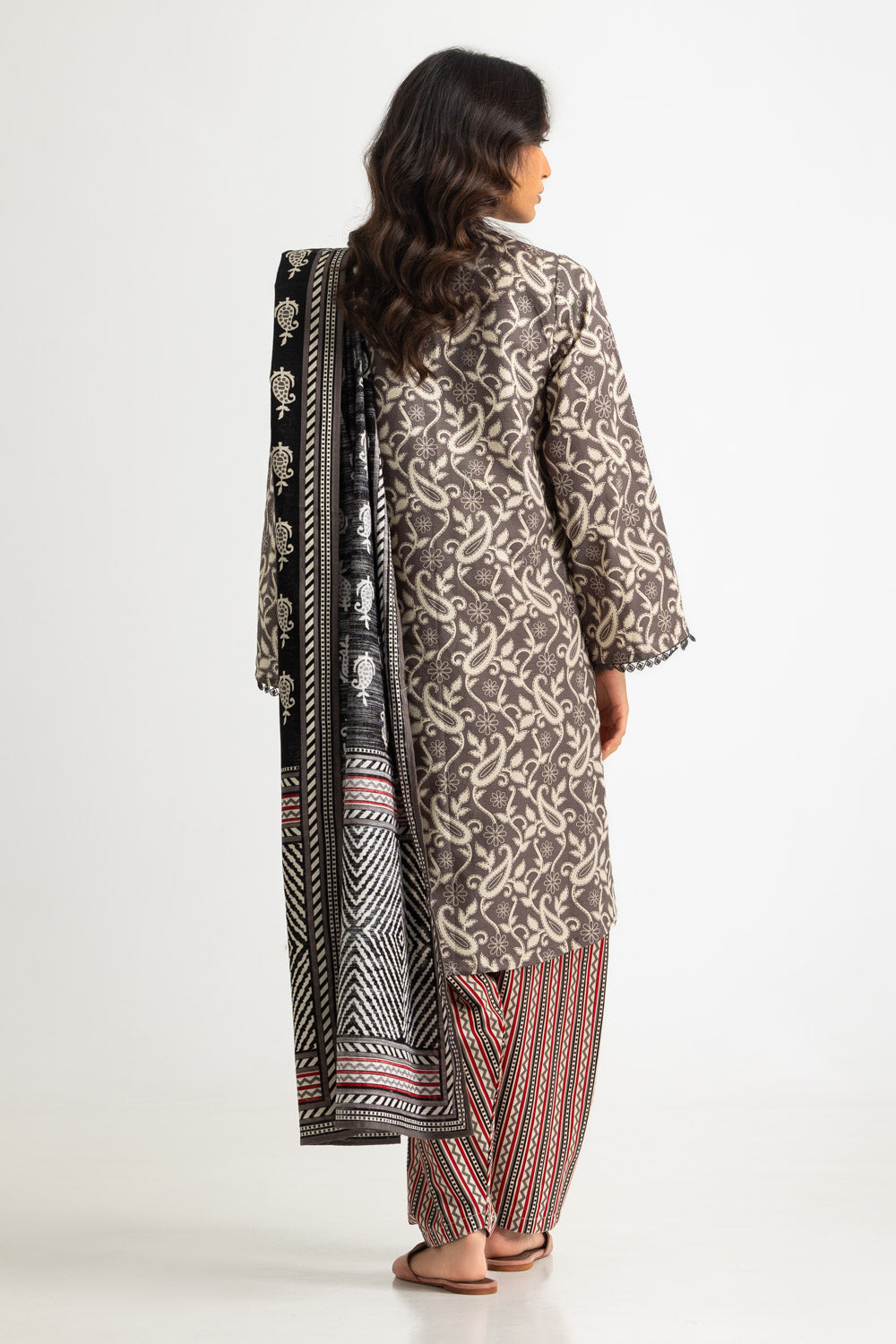 3PC Khaddar Slub Printed Suit