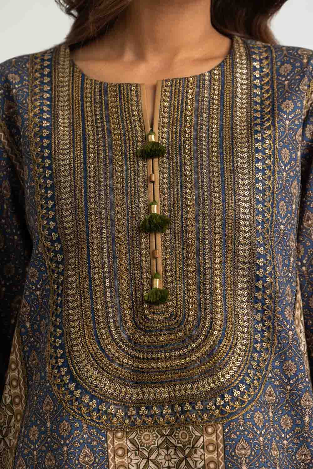 3PC Khaddar Slub Printed Suit With Embroidered