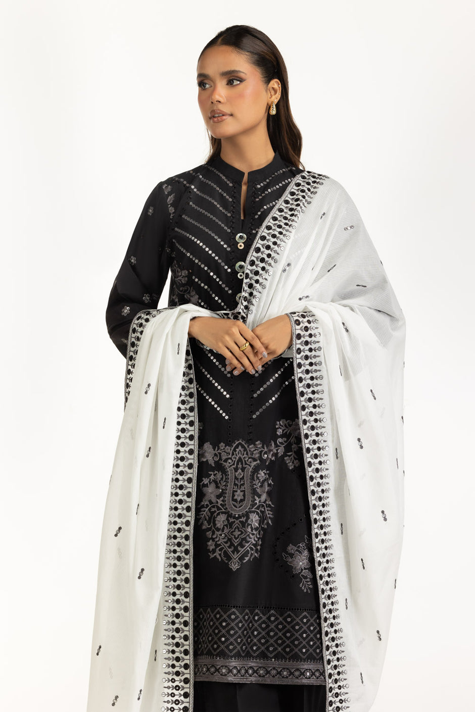 3PC Lawn Embroidered Suit