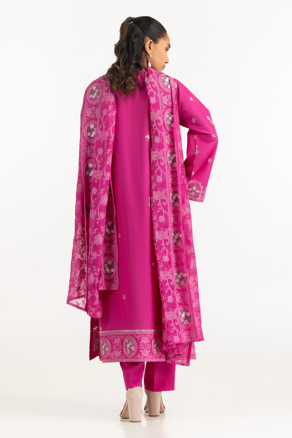 3PC Lawn Embroidered Suit