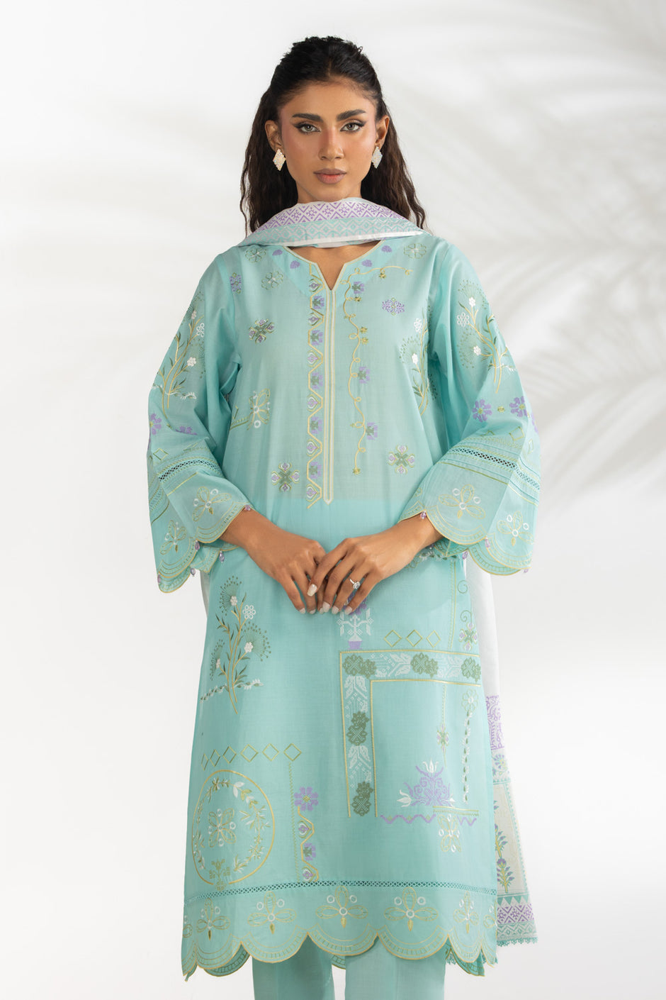 3PC Lawn Embroidered Suit