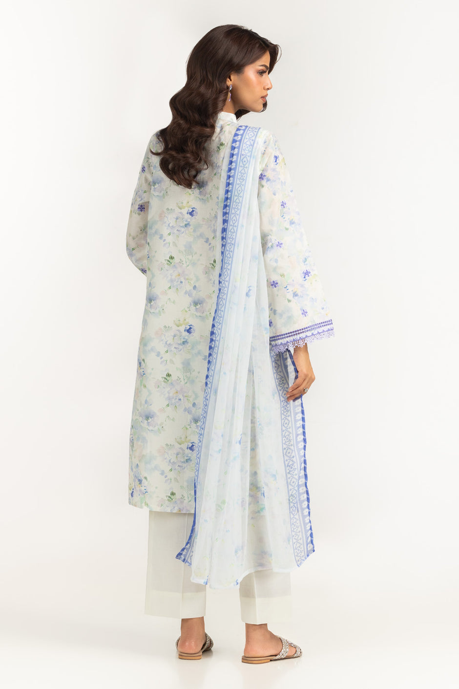 3PC Lawn Embroidered Suit