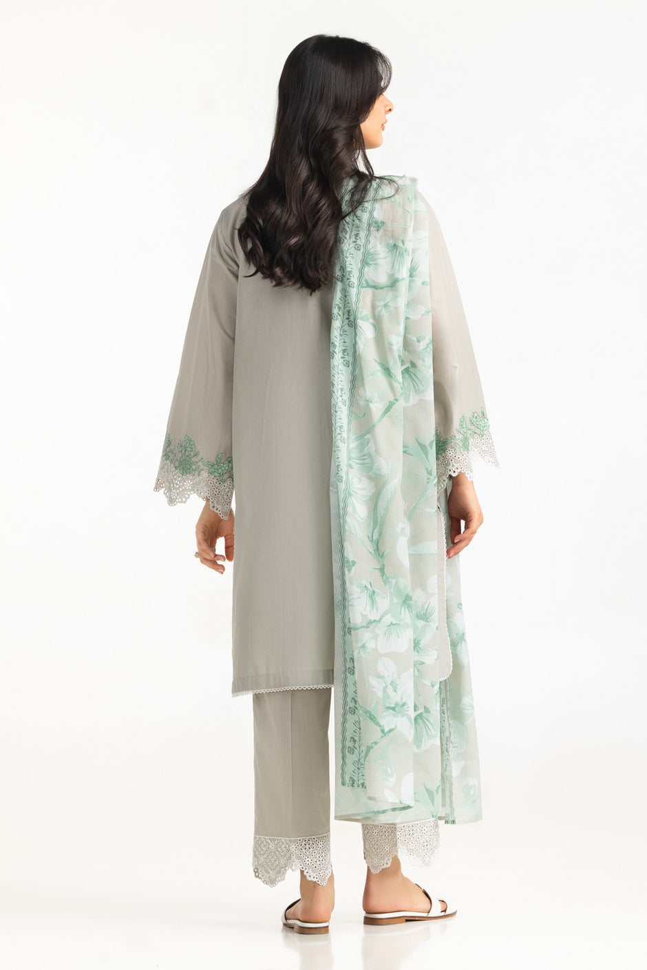 3PC Lawn Embroidered Suit