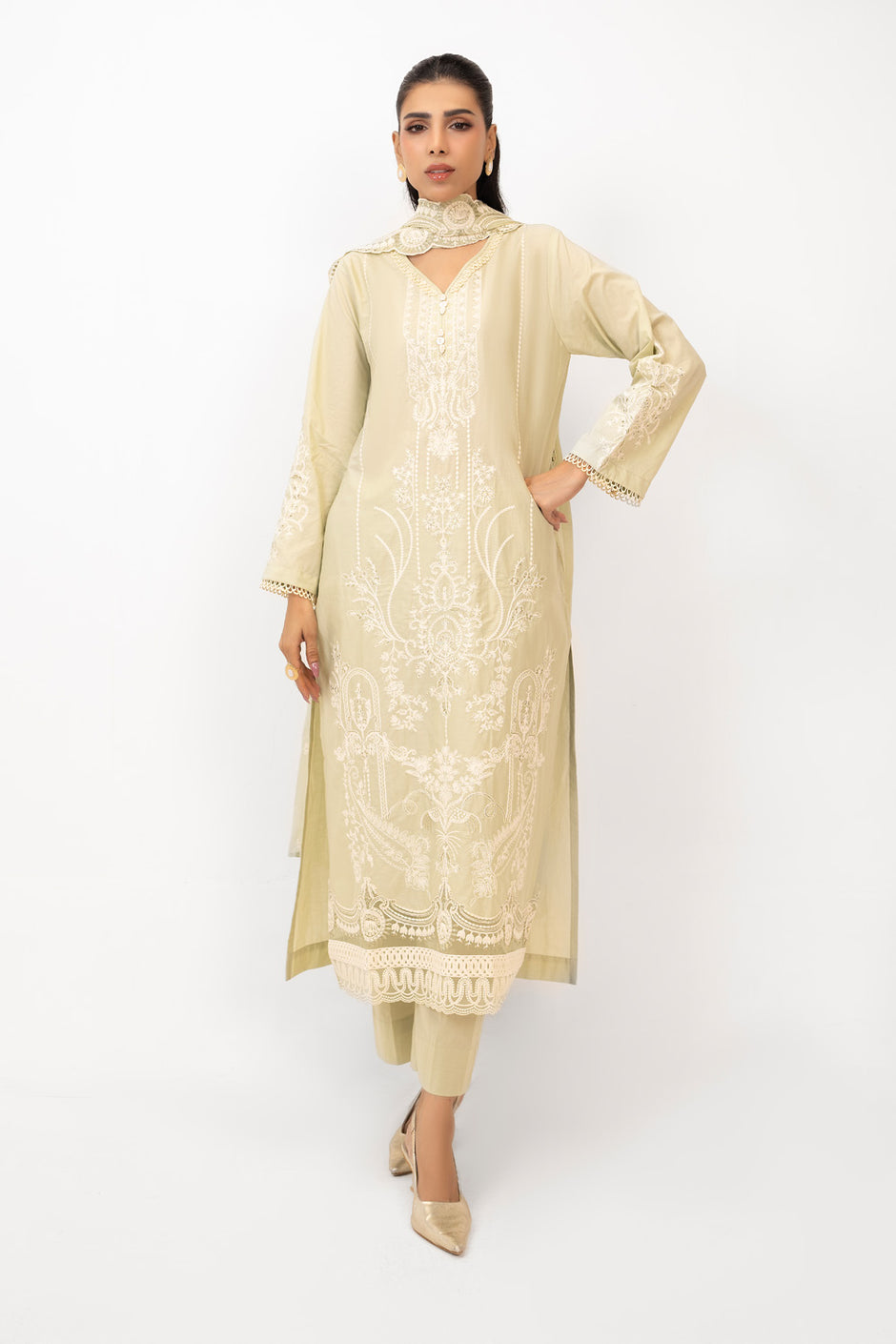 3PC Lawn Embroidered Suit