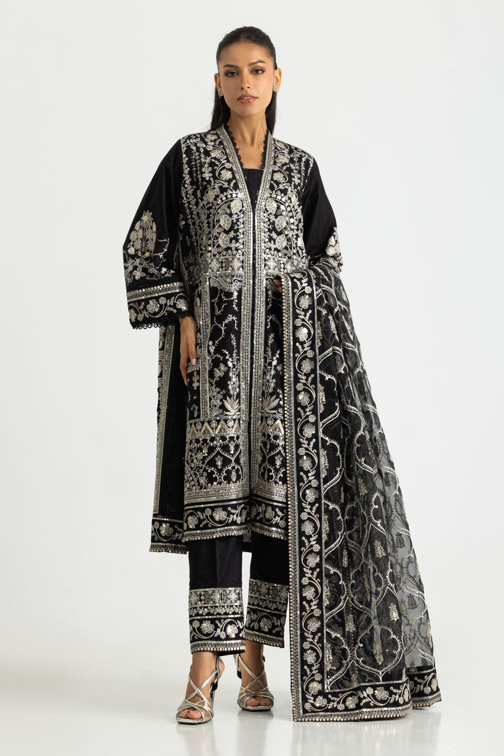 3PC Lawn Embroidered Suit