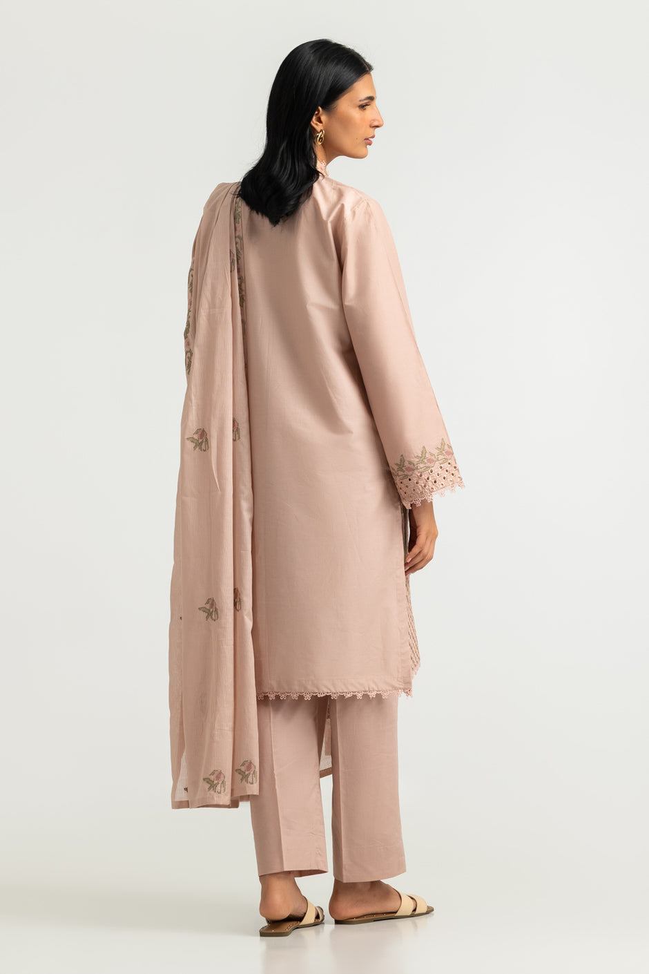 3PC Lawn Embroidered Suit