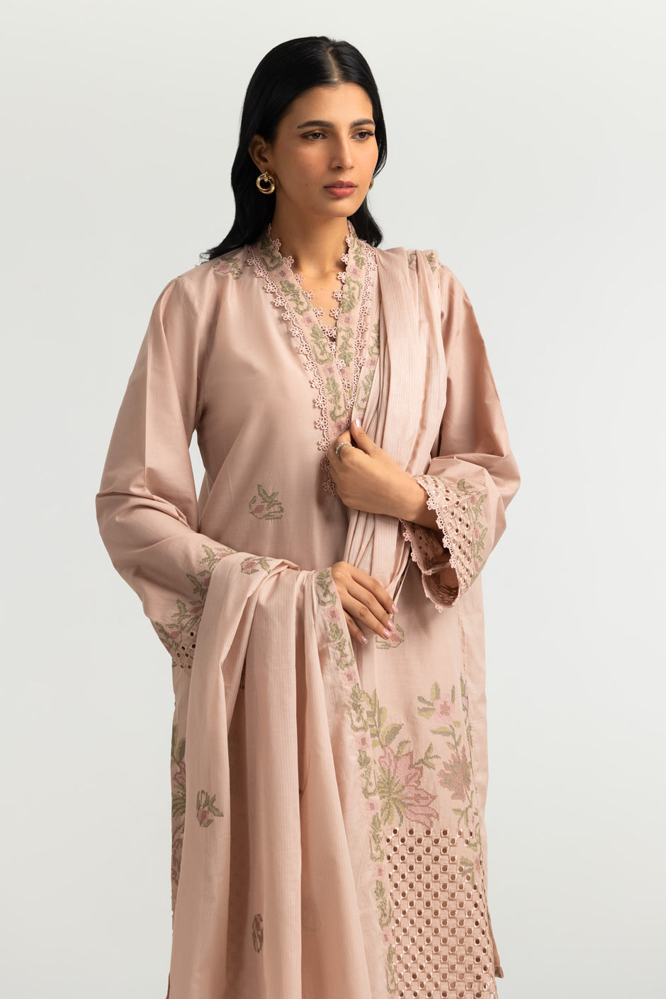 3PC Lawn Embroidered Suit