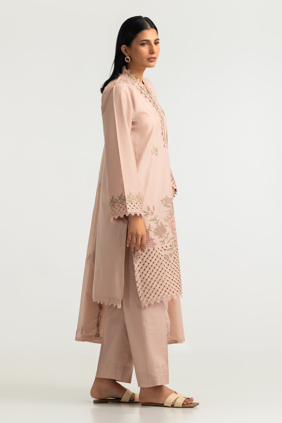 3PC Lawn Embroidered Suit