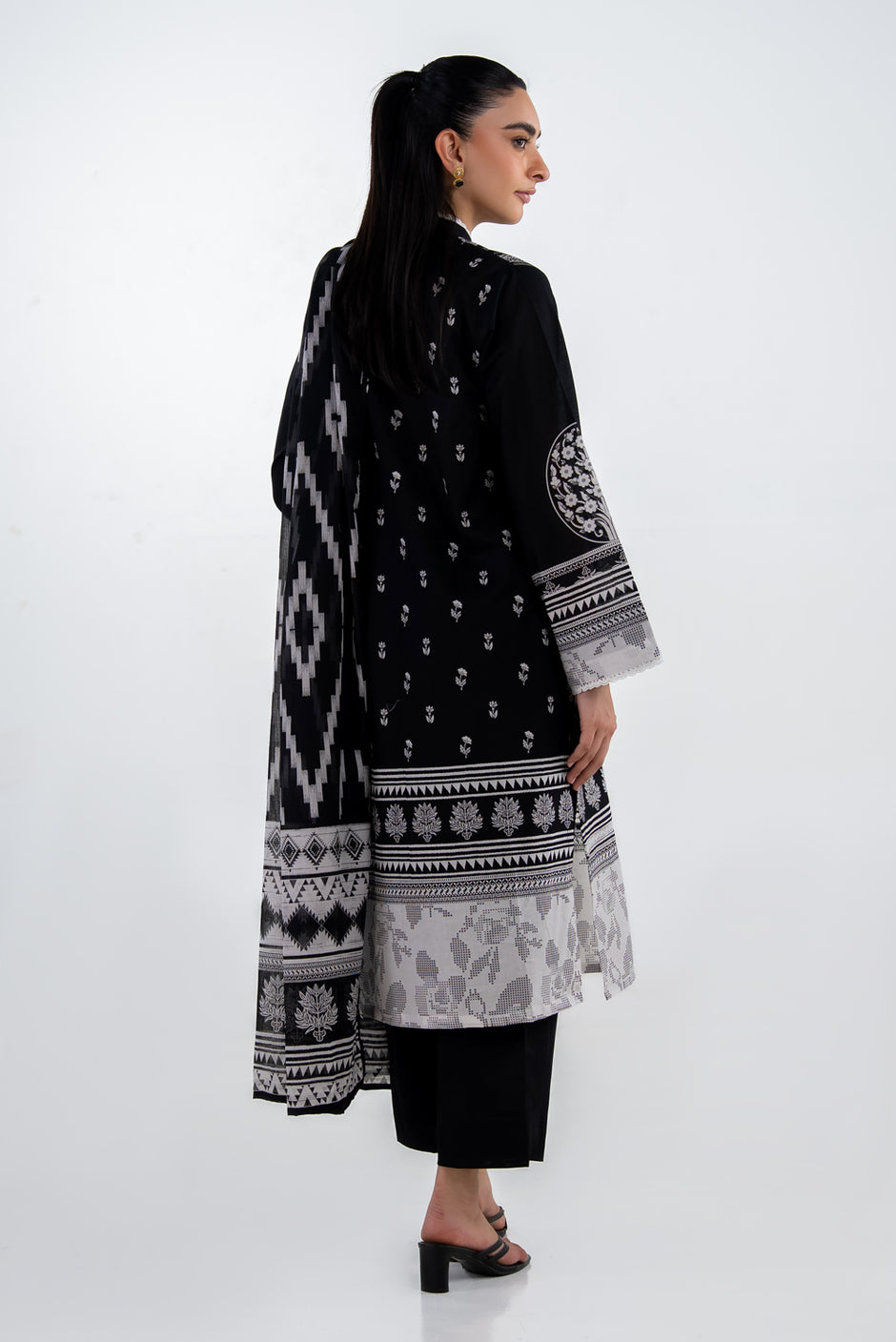 3PC Lawn Printed Suit