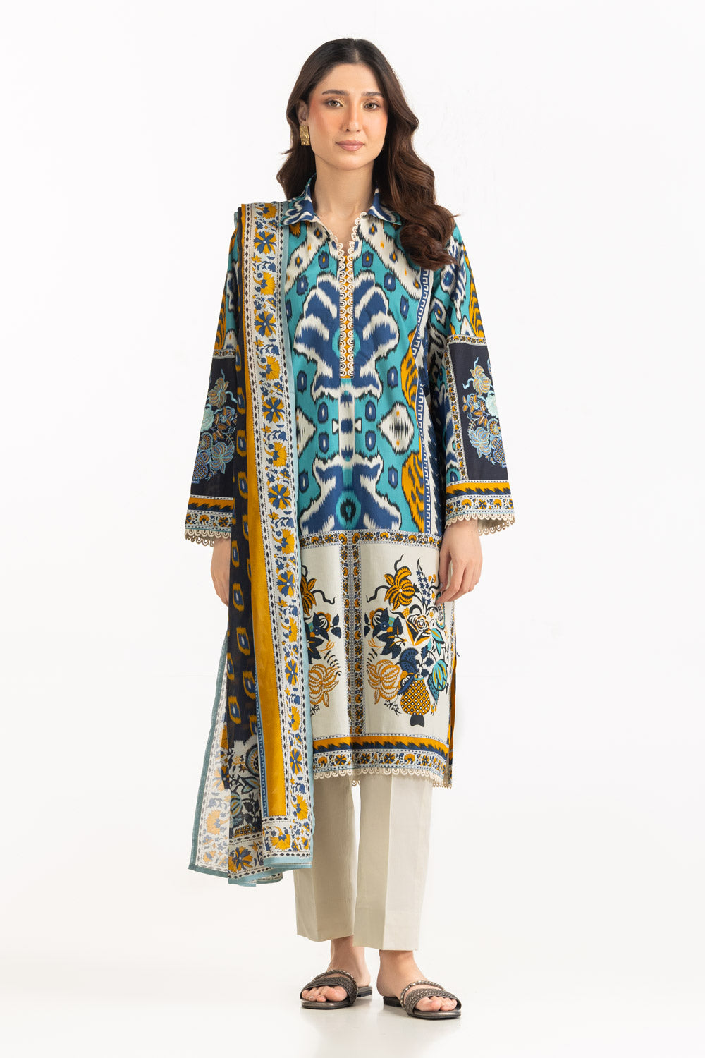 3PC Lawn Printed Suit With Embroidered