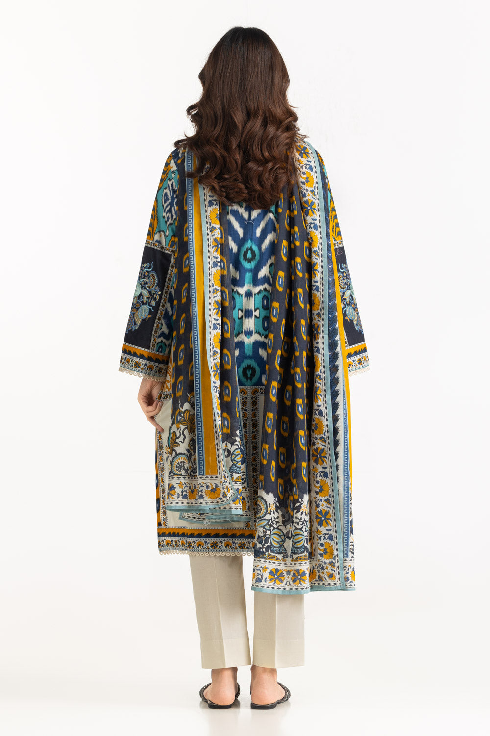 3PC Lawn Printed Suit With Embroidered