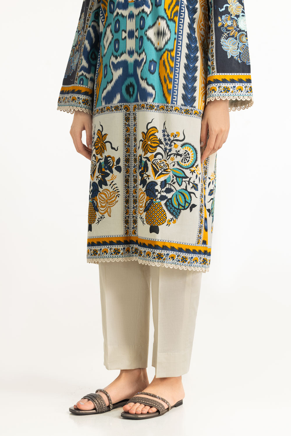 3PC Lawn Printed Suit With Embroidered