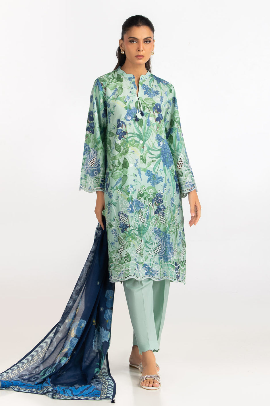 3PC Lawn Printed Suit With Embroidered