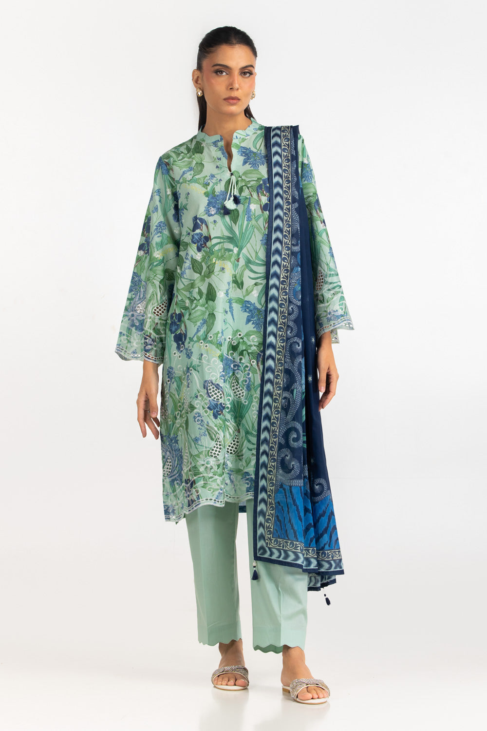 3PC Lawn Printed Suit With Embroidered