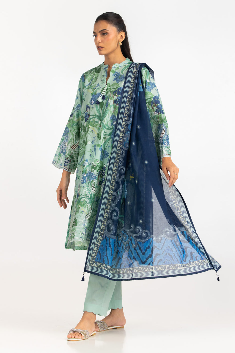 3PC Lawn Printed Suit With Embroidered