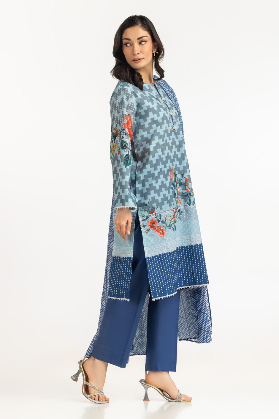3PC Lawn Printed Suit With Embroidered