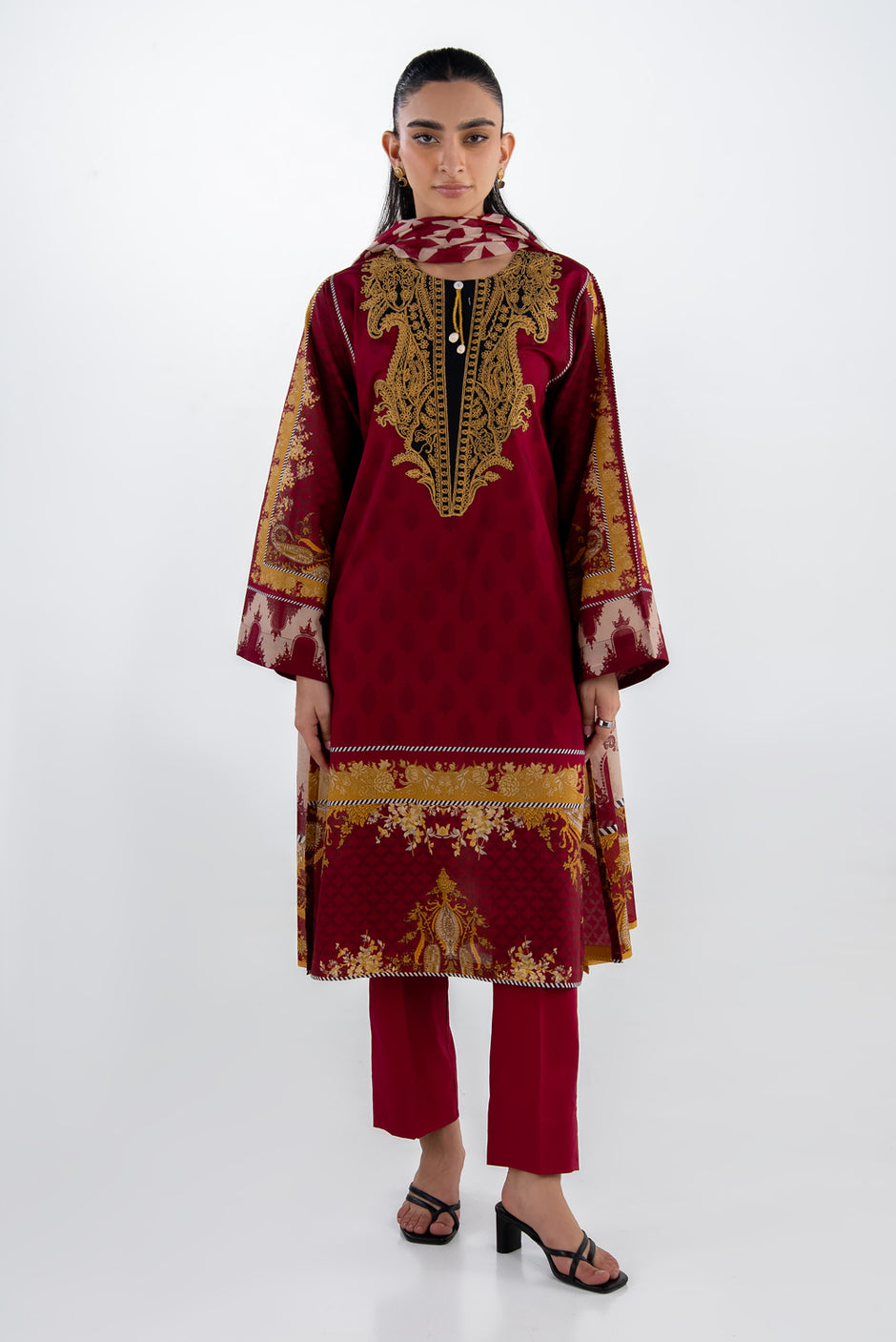 3PC Lawn Printed Suit With Embroidered