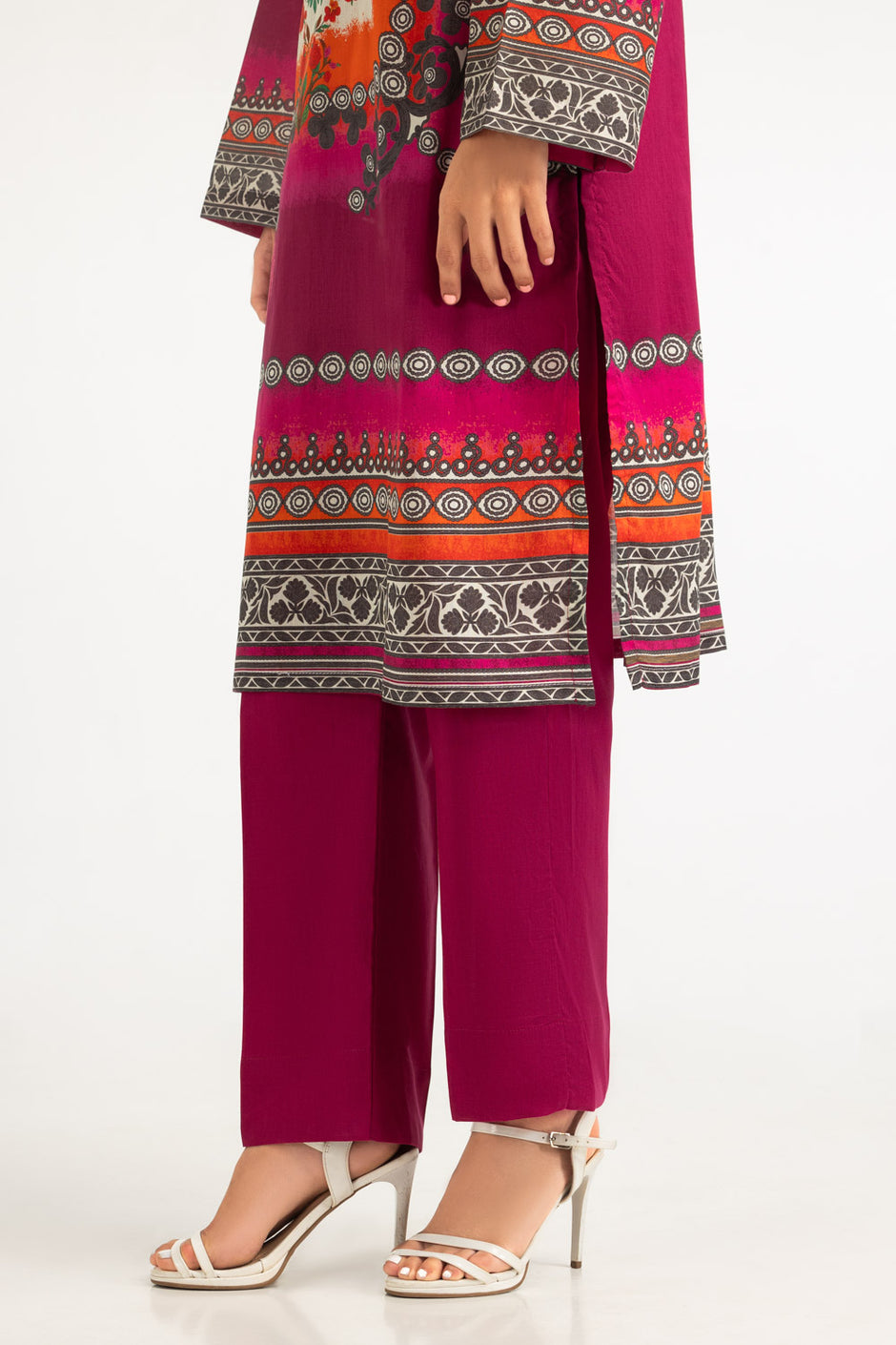 3PC Lawn Printed Suit With Embroidered