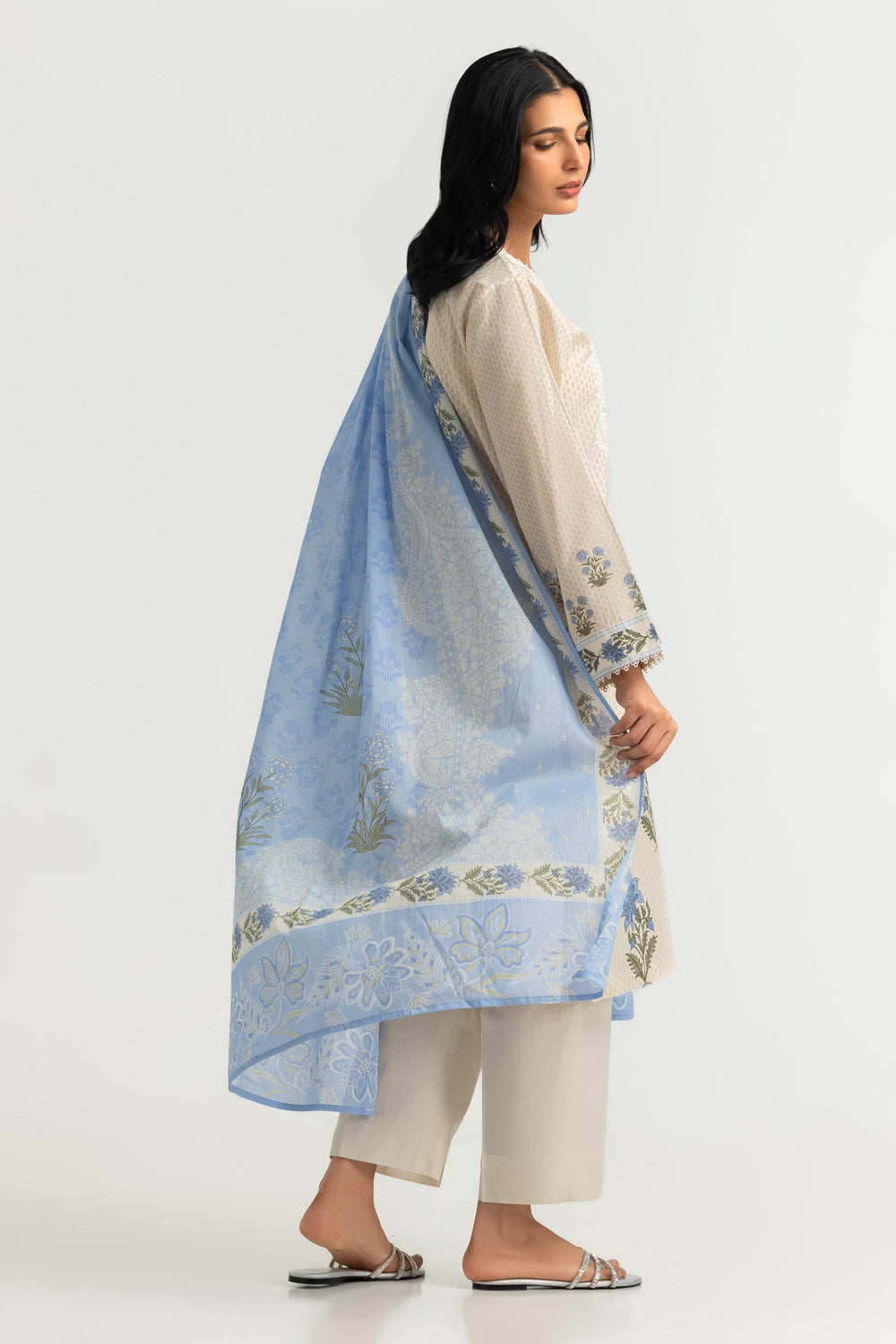 3PC Lawn Printed Suit With Embroidered