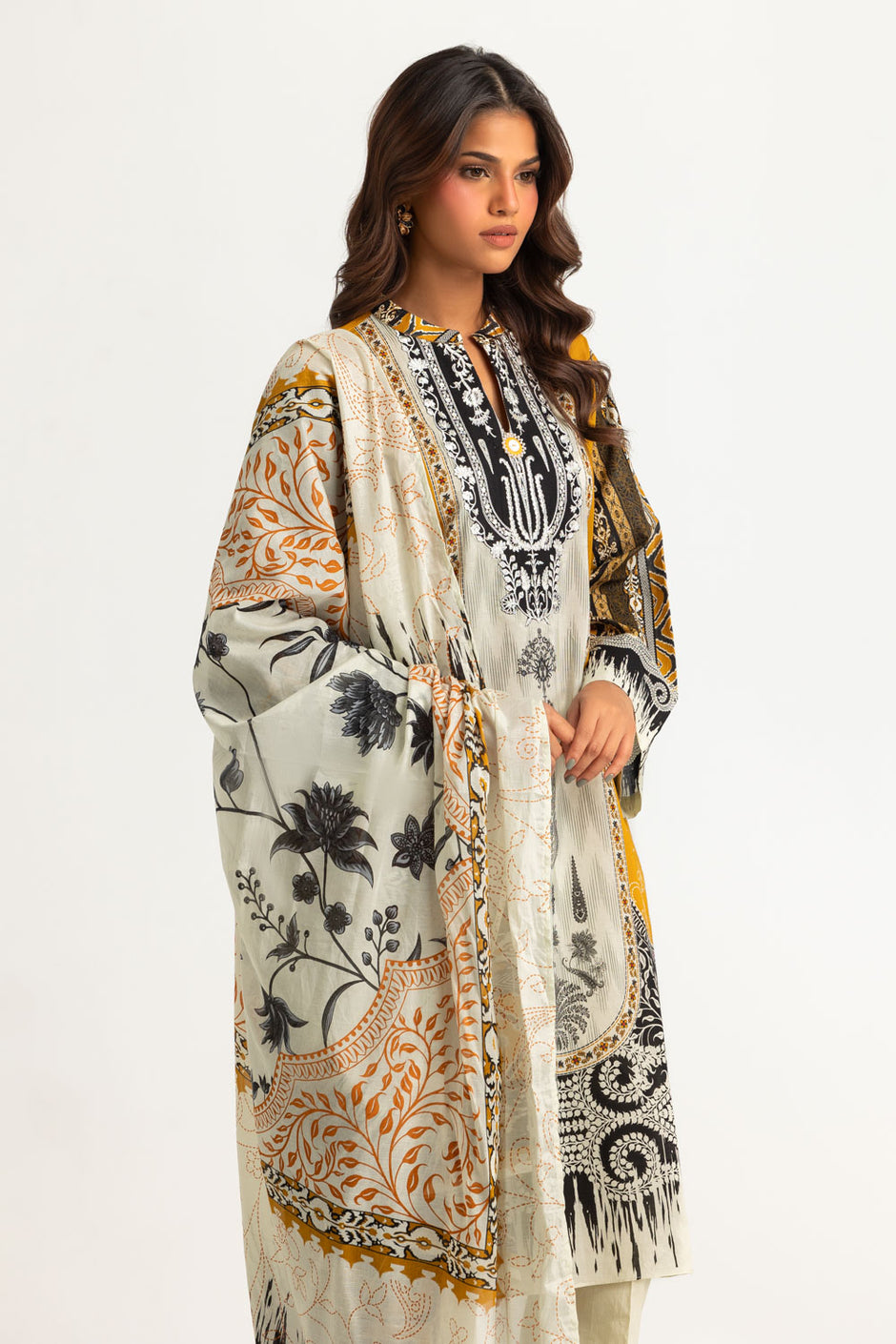 3PC Lawn Printed Suit With Embroidered