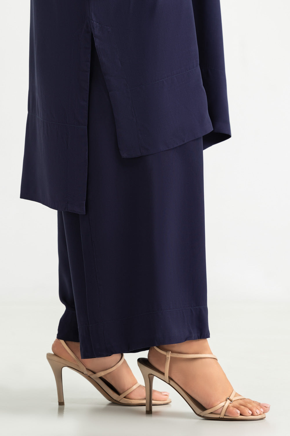 3PC Linen Dyed Suit With Scarf