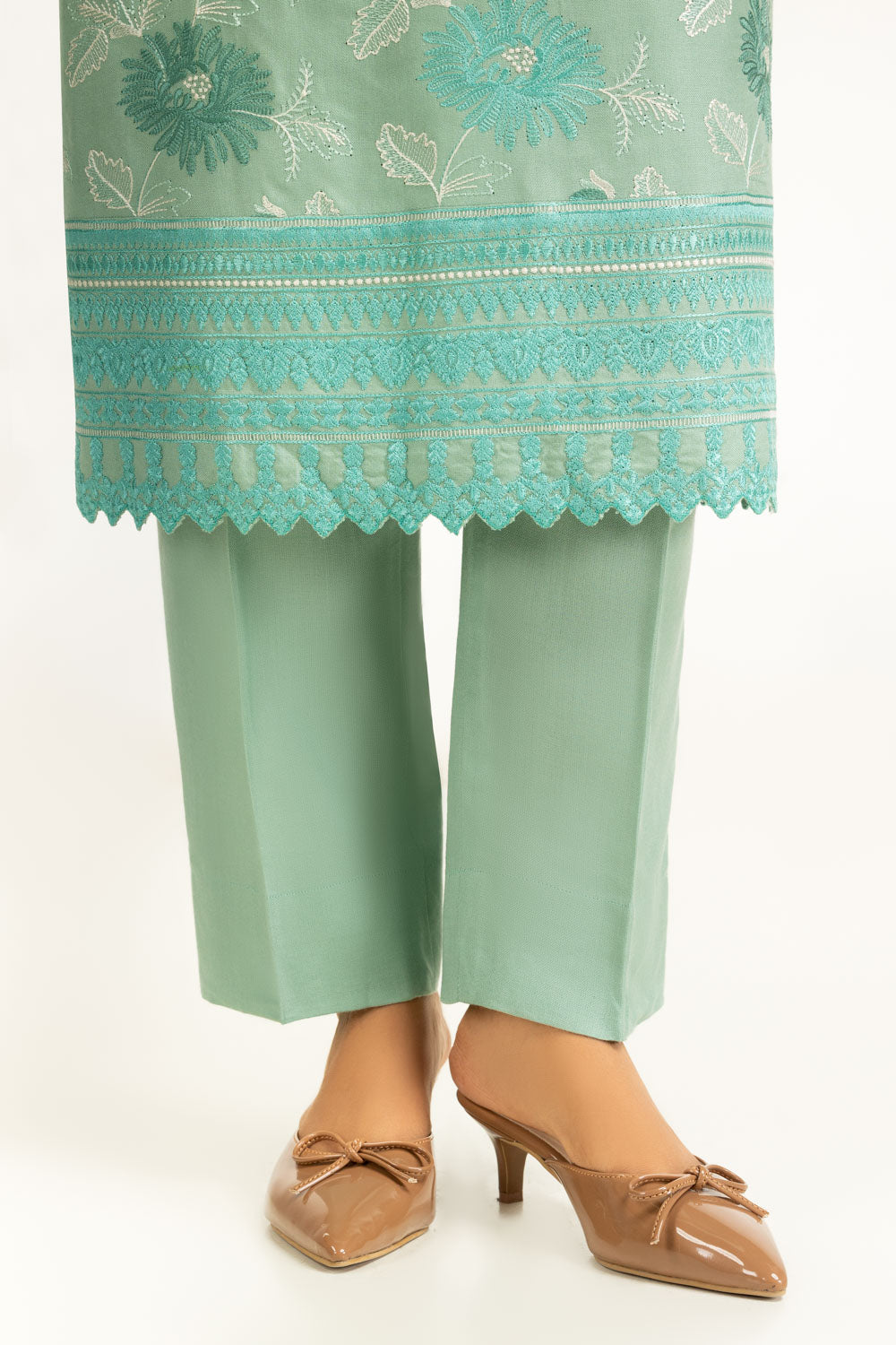 3PC Pashmina Embroidered Suit IUSTKSD-1270