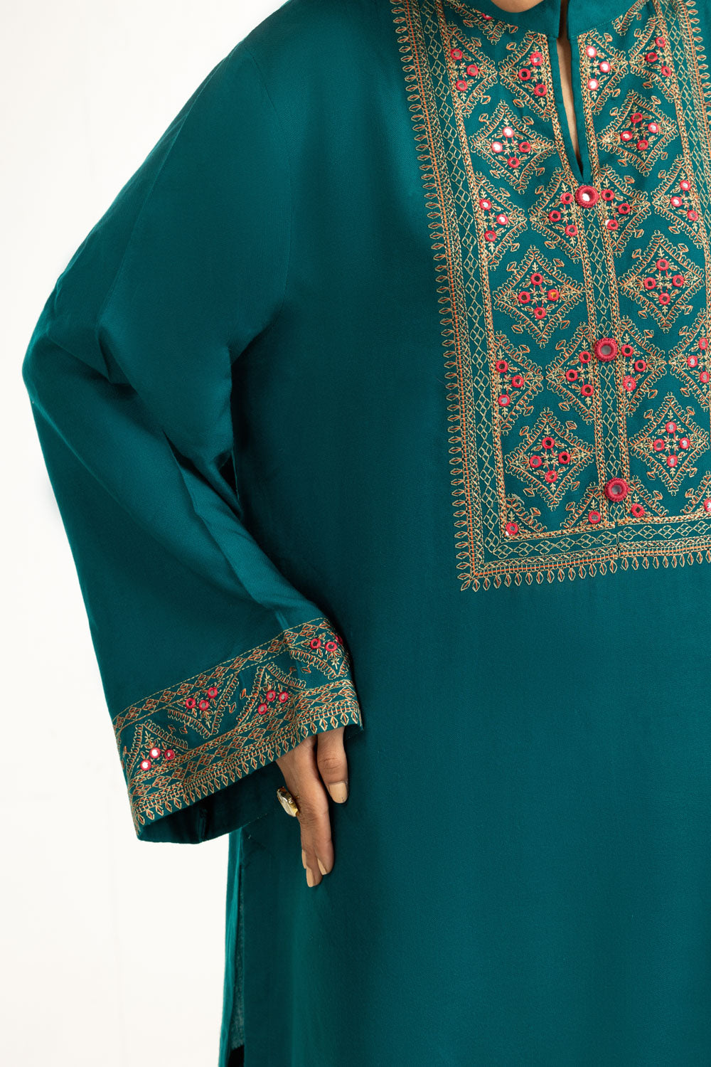 3PC Pashmina Embroidered Suit