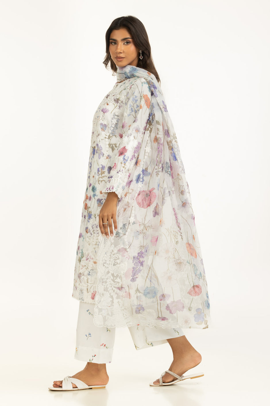 3PC Poly Slub Printed Suit With Embroidered