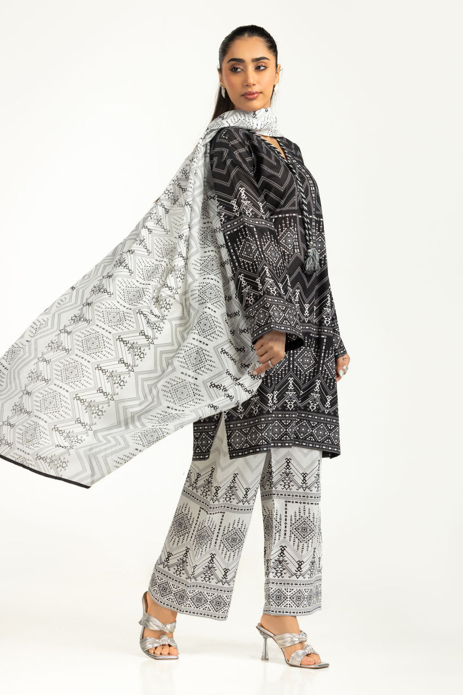 3PC Printed Lawn Suit