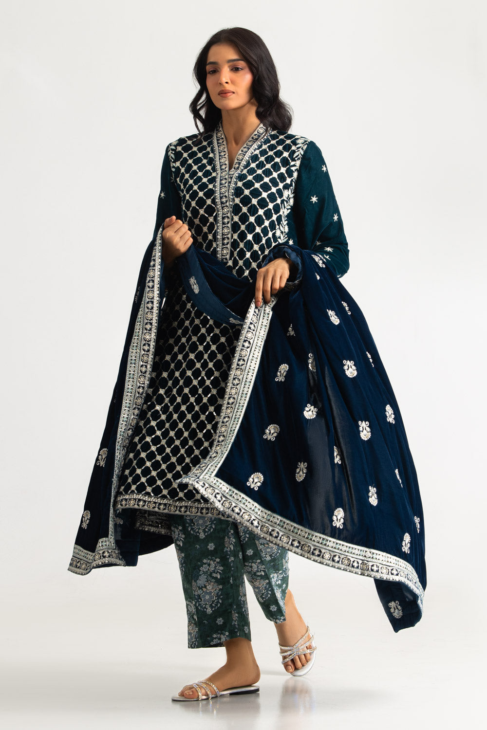 3PC Velvet Embroidered Suit