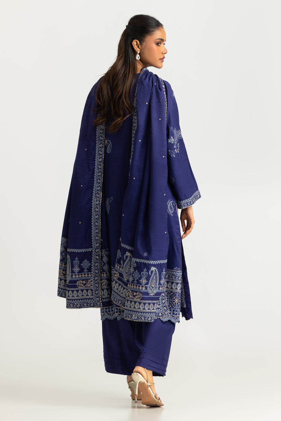 3PC Viscose Rawsilk Embroidered Suit