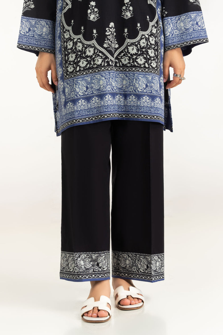 3Pc Cambric Printed Shirt And Trouser With Printed Scarf