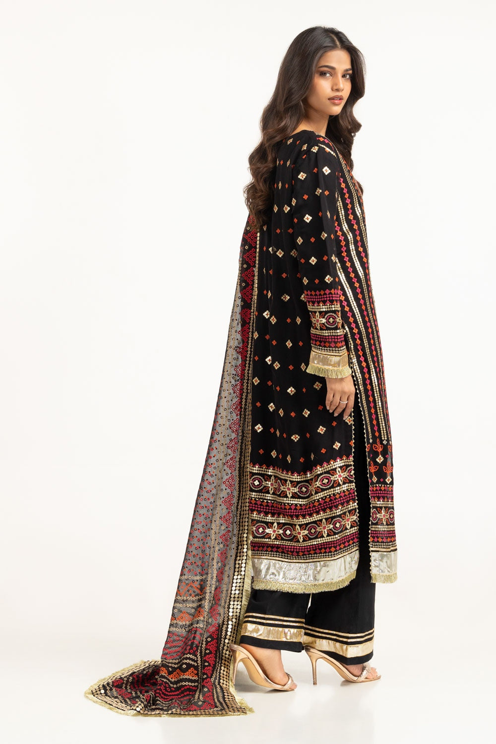 3PC Bamber Chiffon Embroidered Suit IUSTKSD-740
