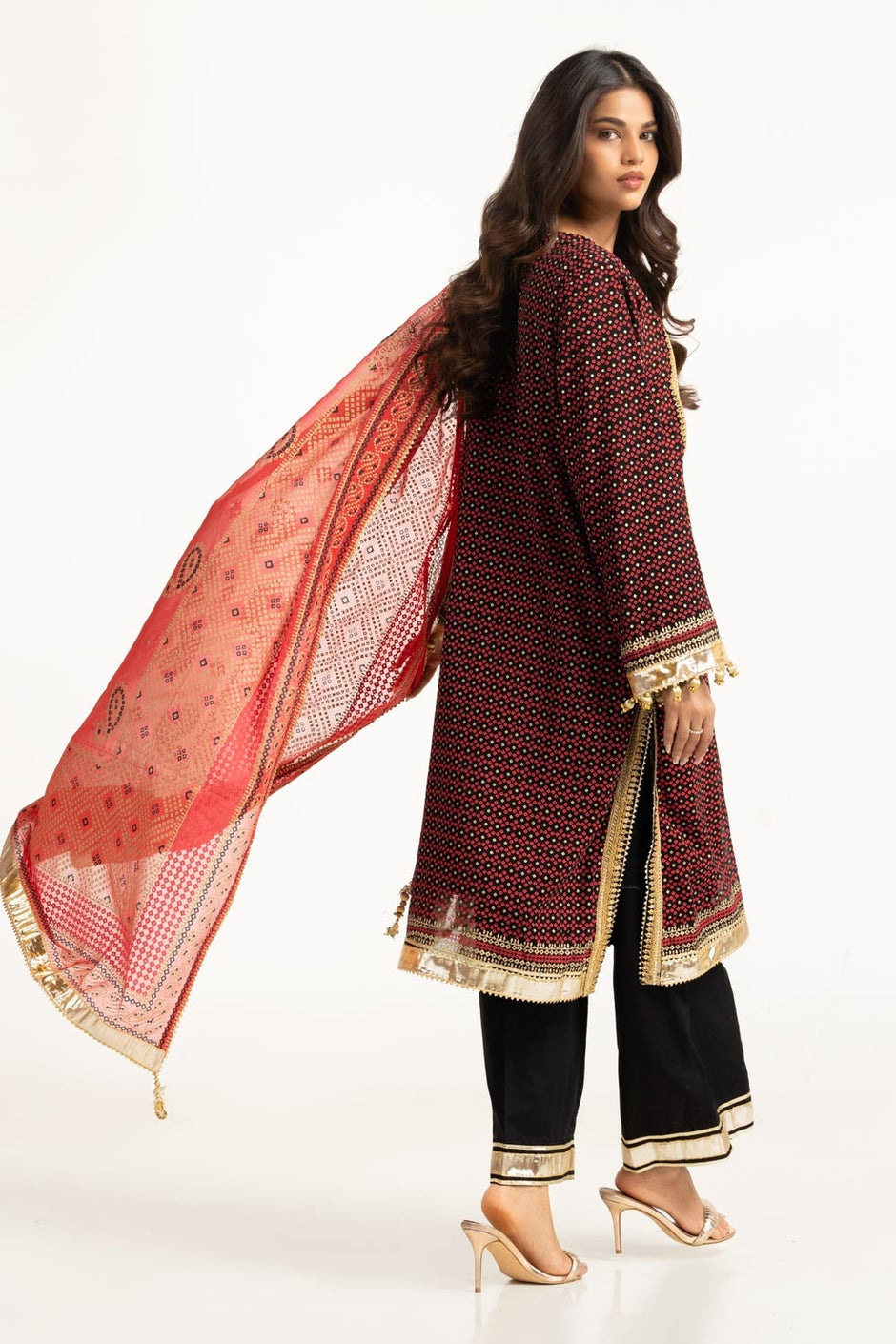 3PC Chiffon Gold And Lacquer Printed Suit With Embroidered