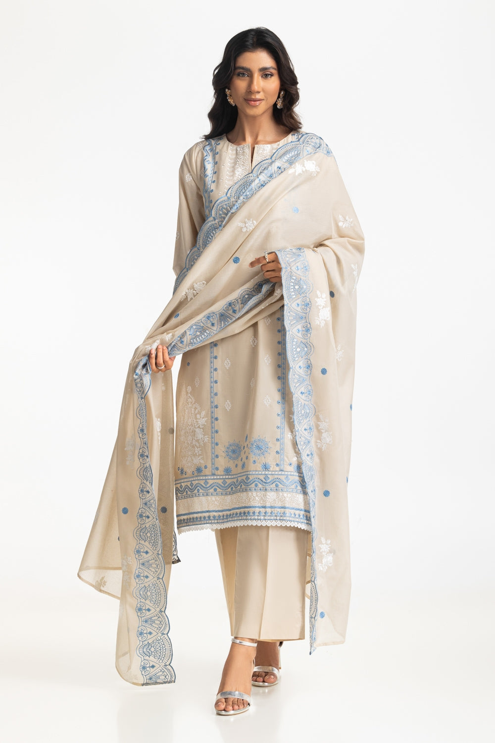 3PC Lawn Embroidered Suit IUSTKSD-541