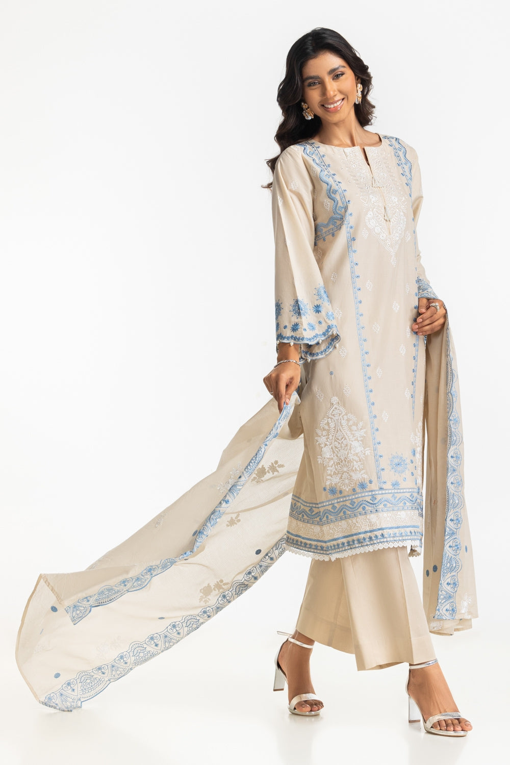 3PC Lawn Embroidered Suit IUSTKSD-541