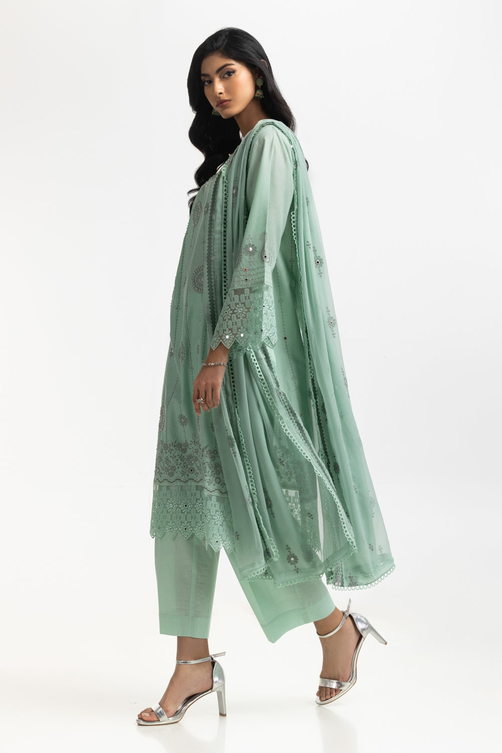 3PC Lawn Embroidered Suit IUSTKSD-574