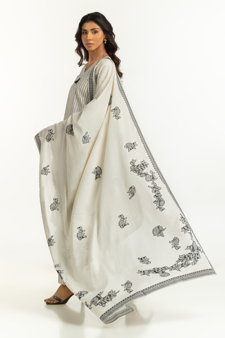 3PC Jacquard Embroidered Suit