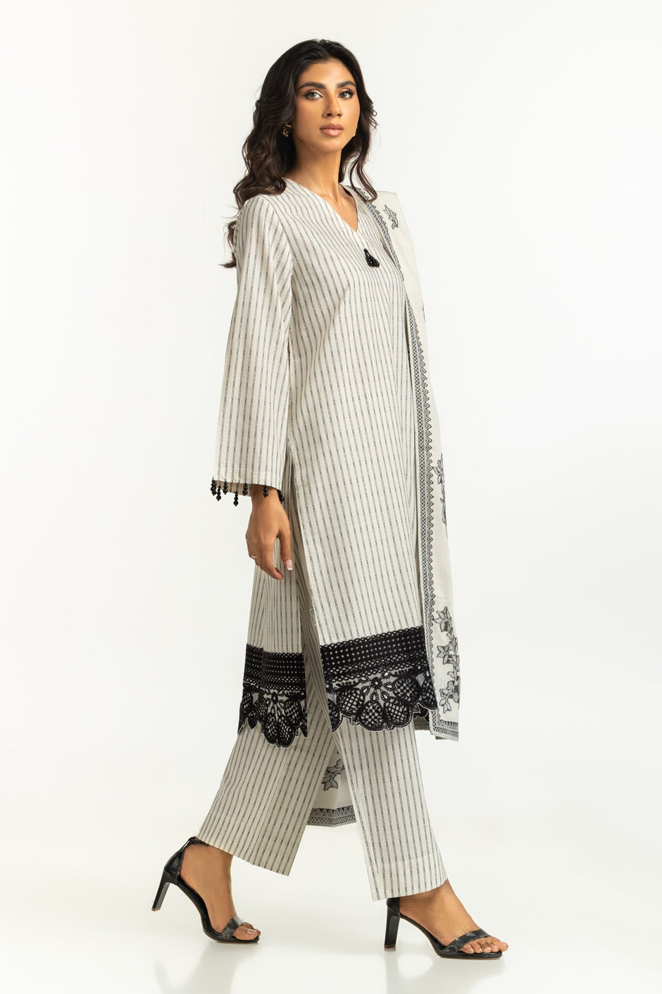 3PC Jacquard Embroidered Suit