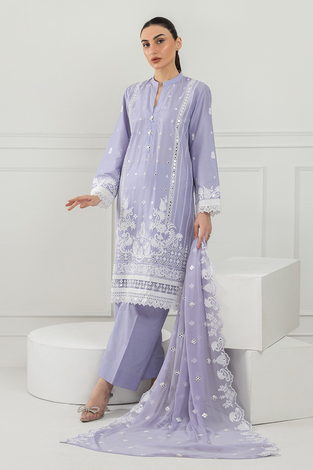 3PC Lawn Embroidered Suit