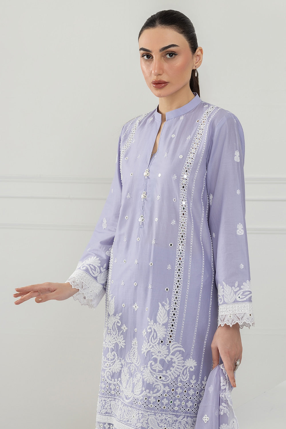 3PC Lawn Embroidered Suit