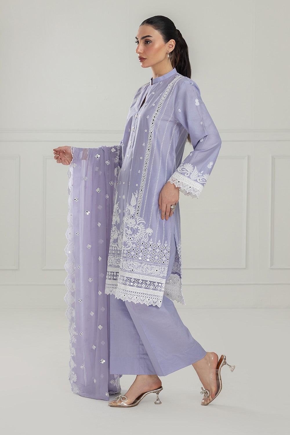3PC Lawn Embroidered Suit