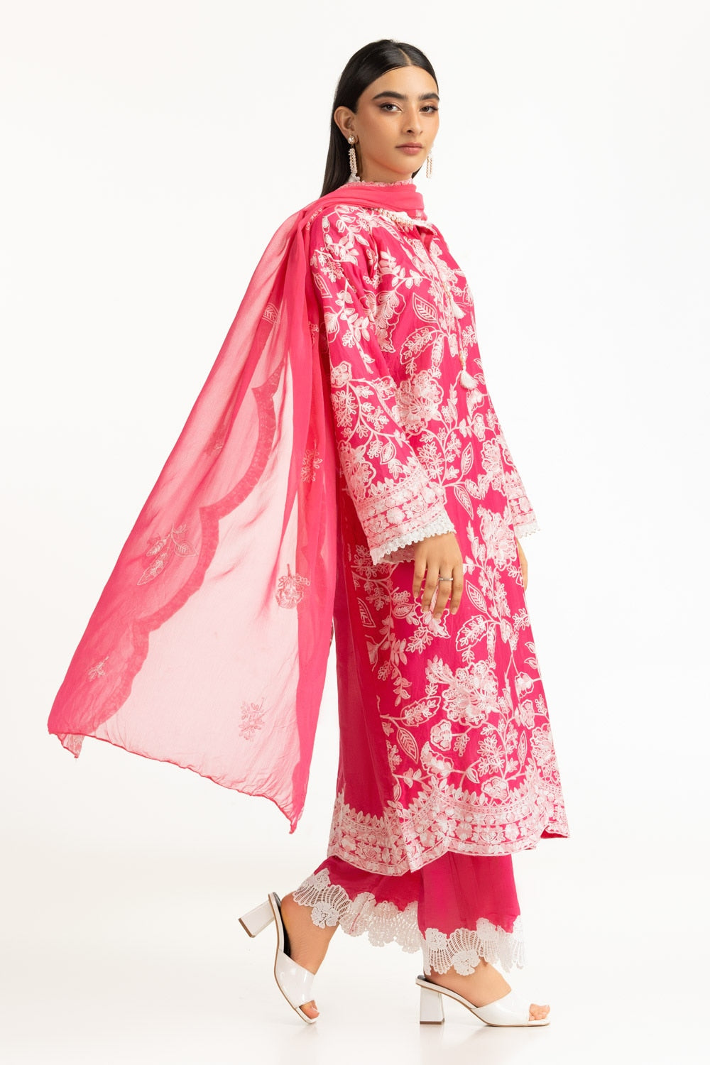 3Pc Lawn Embroidered Suit IUSTKSD-942