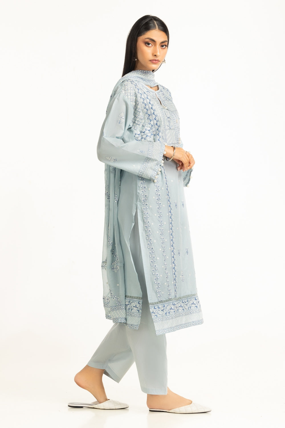 3Pc Lawn Embroidered Suit IUSTKSD-944