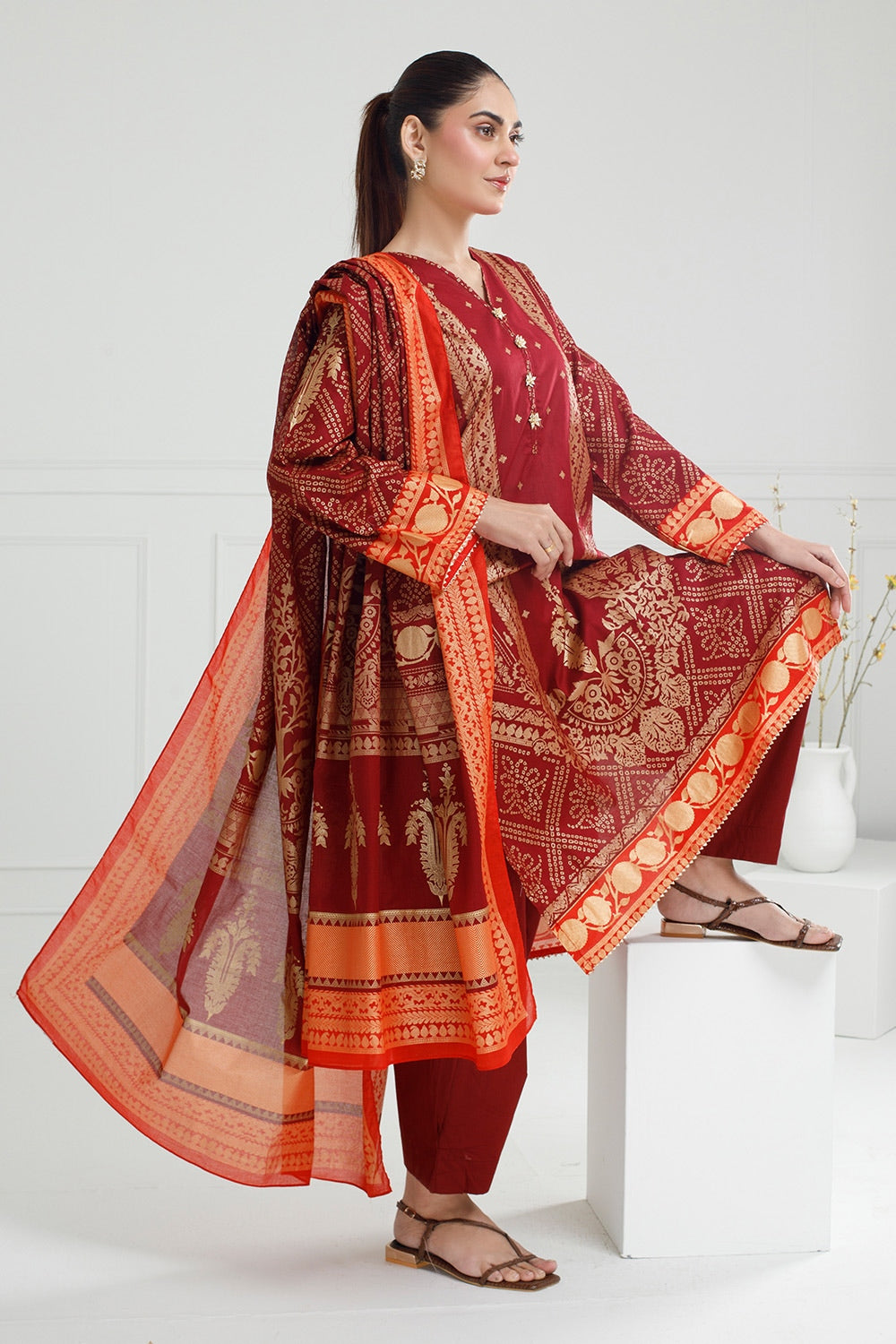 3PC Lawn Gold Printed Suit