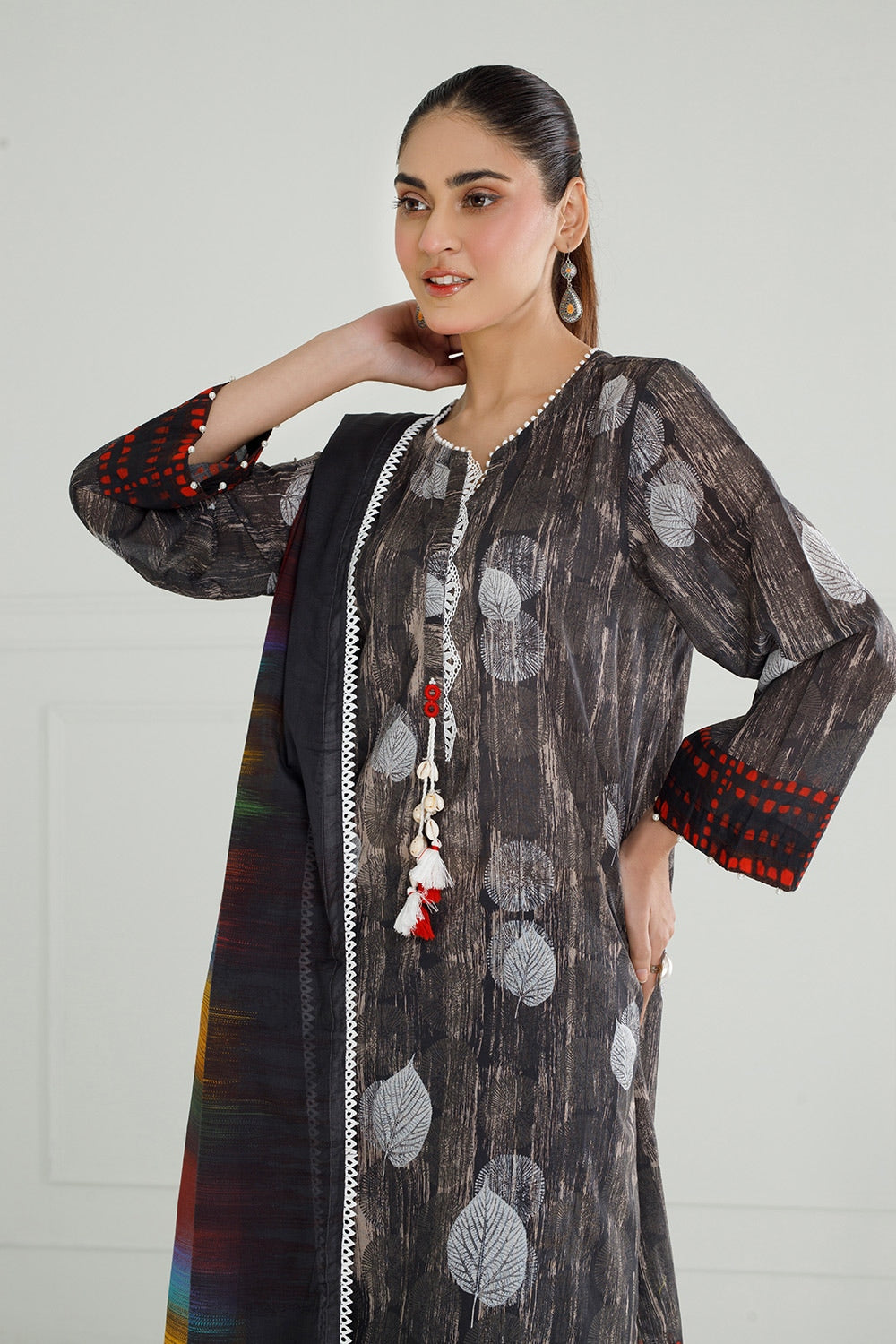 3PC Lawn Lacquer Printed Suit IUSTKSD-501