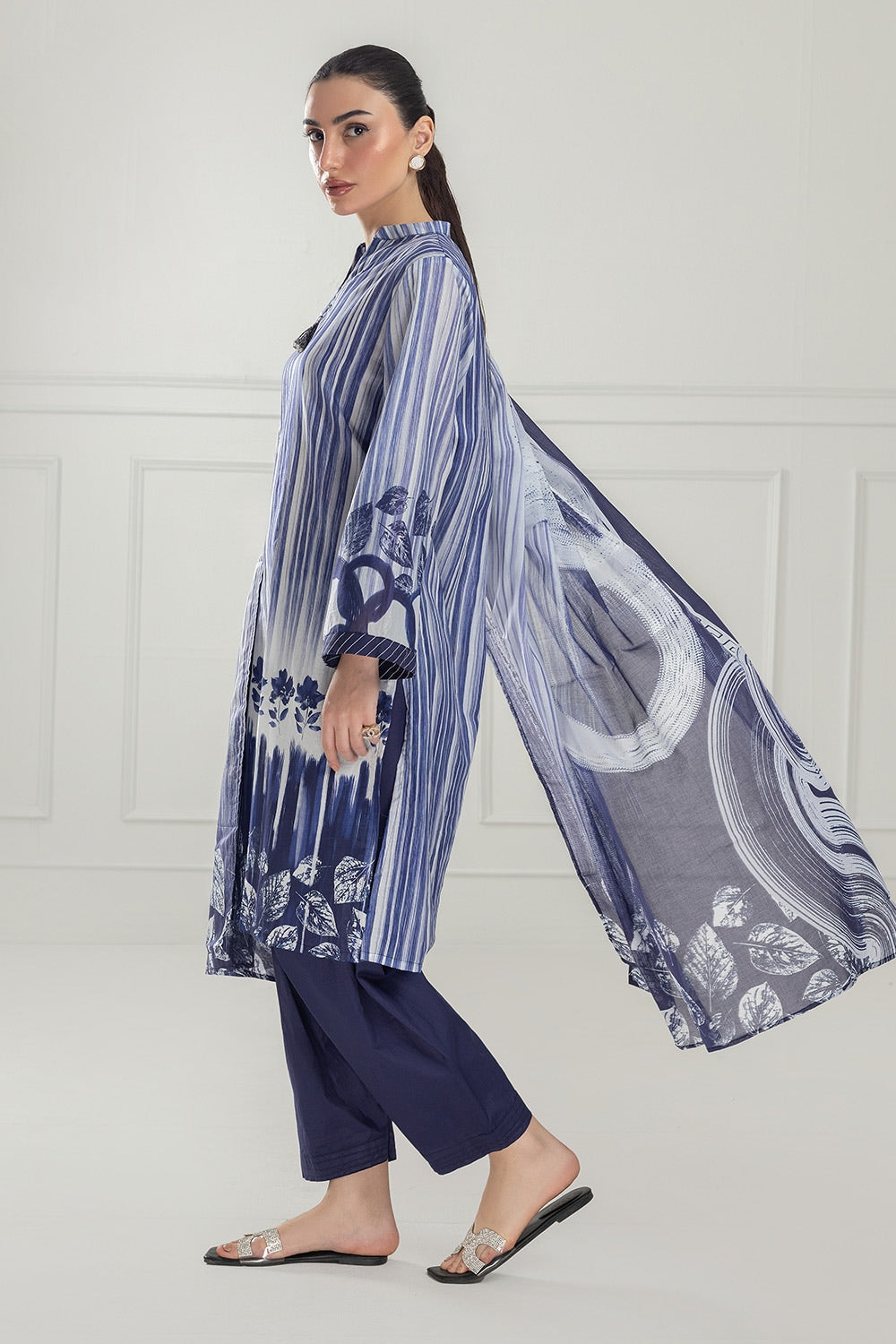 3PC Lawn Lacquer Printed Suit IUSTKSD-505