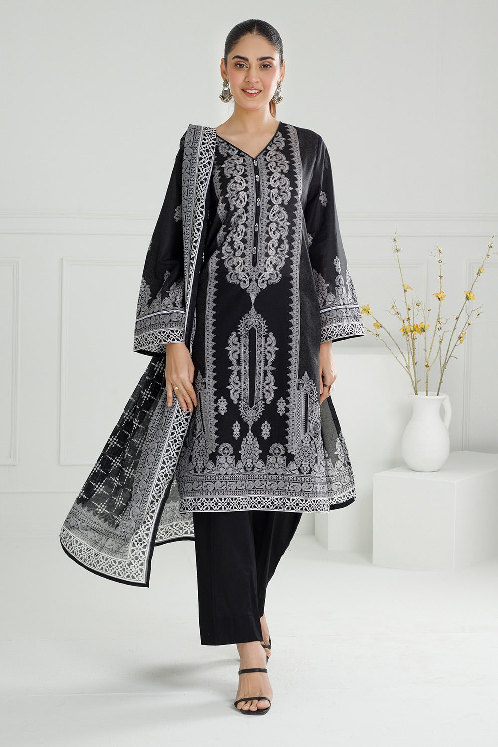 3PC Lawn Printed Suit IUSTKSD-488