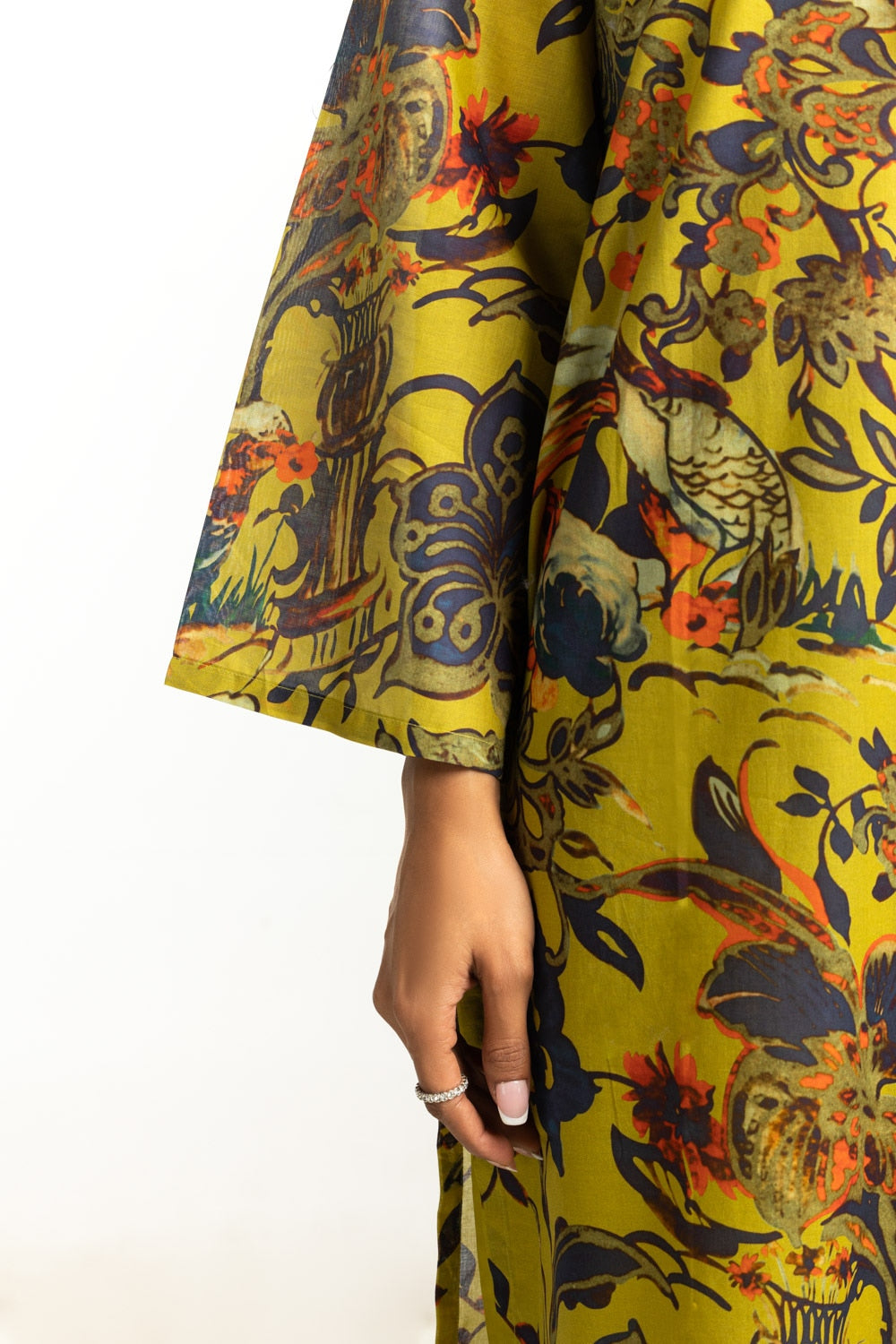 3PC Lawn Printed Suit IUSTKSD-533